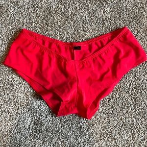 Pole dance bottoms, rave bottoms